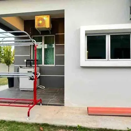 Camelia Homestay Malacca Exterior photo